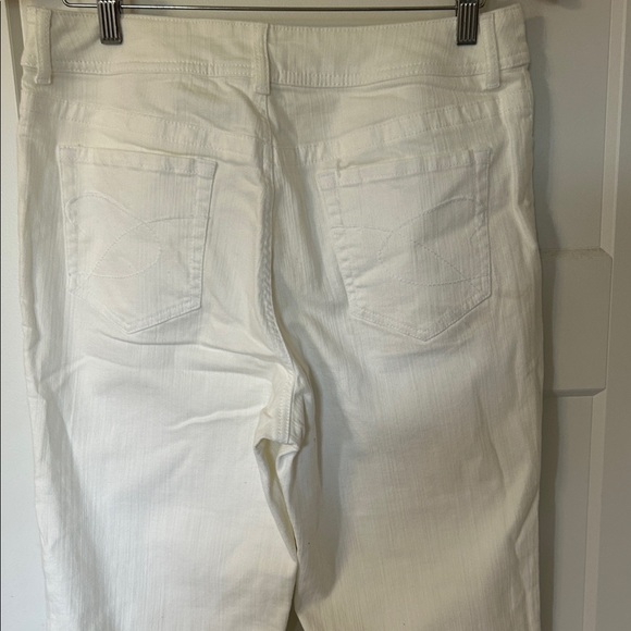 Chico's White Ankle Jeans - Picture 8 of 12